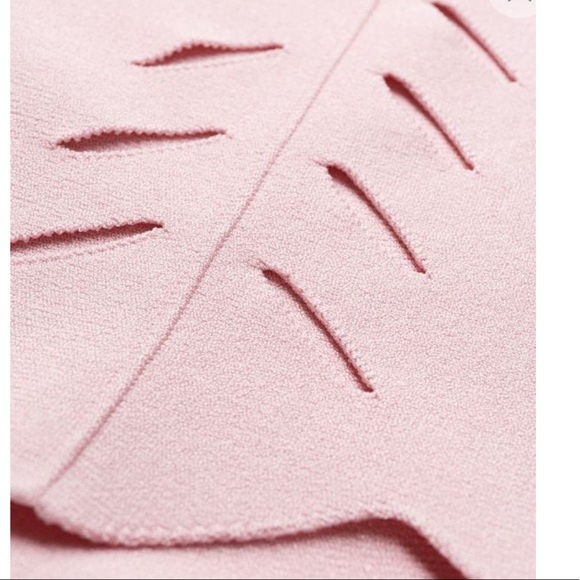 ALEXANDER MCQUEEN off the shoulder pleated dress - Picture 4 of 8